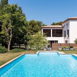 Callelongue-coliving-mas Des Sous Bois Maison d'hôtes Ventabren